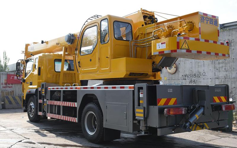 Телескопический автокран 16T, STSQ16F-ES5