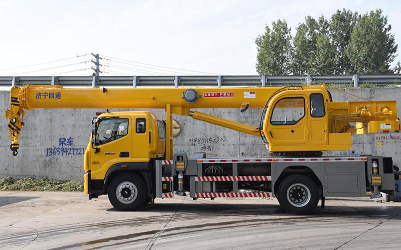 Телескопический автокран 16T, STSQ16F-ES5