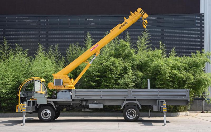 Кран-манипулятор 8T, SST8SZ5